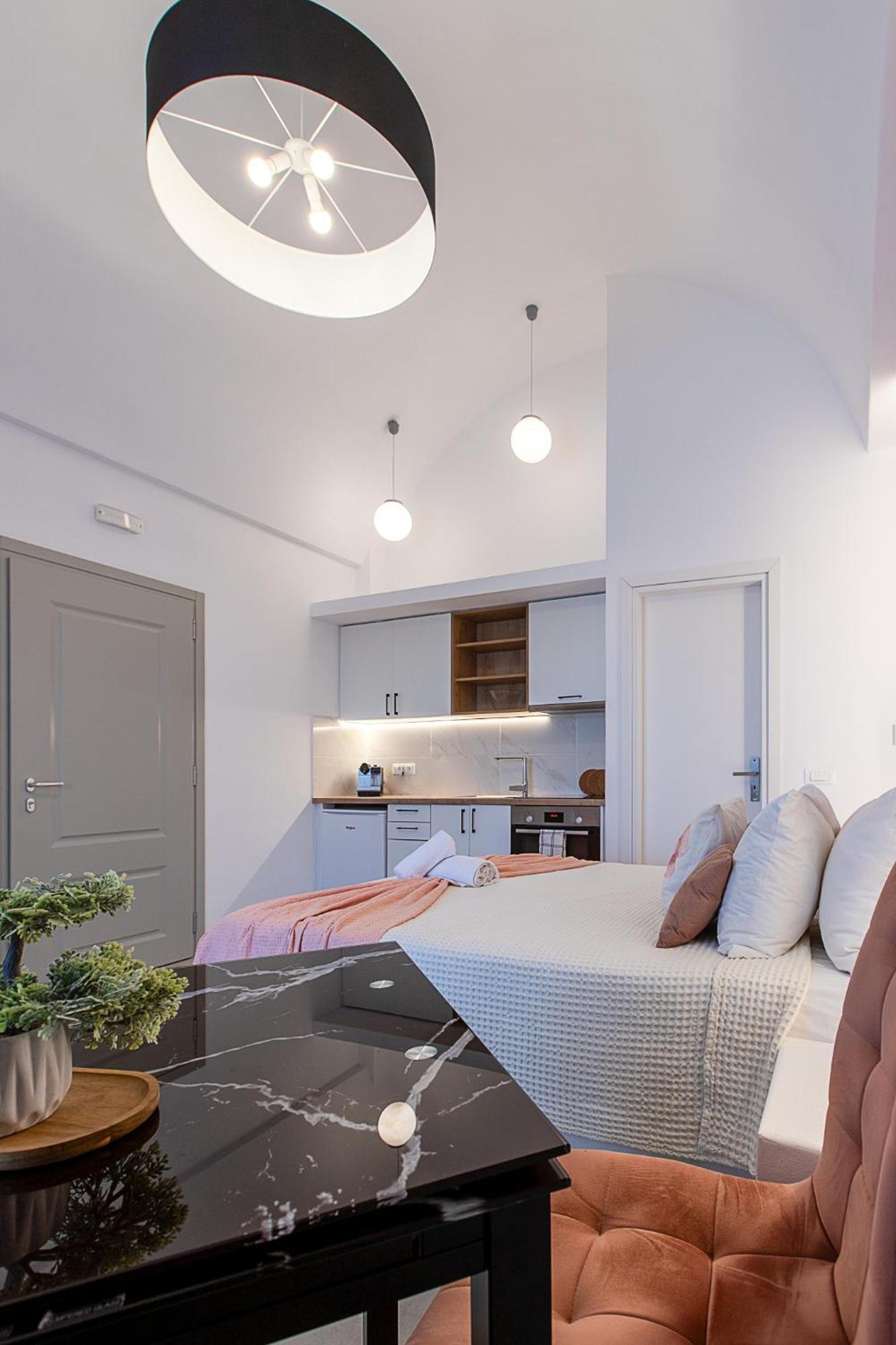 Santorini Villatzio Suites Mesaria Exterior foto