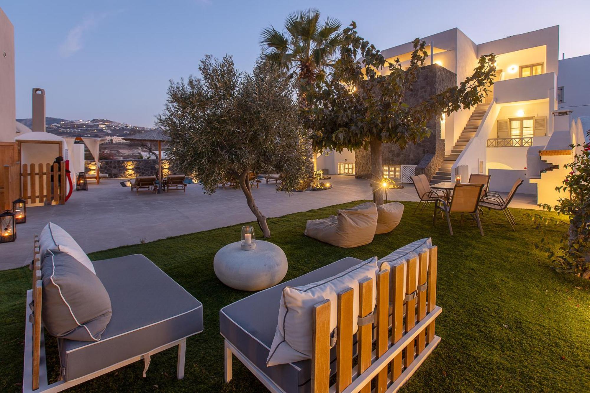 Santorini Villatzio Suites Mesaria Exterior foto